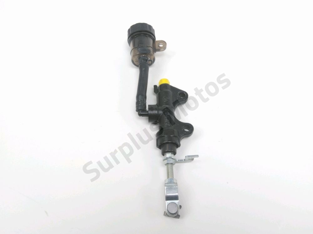 MAITRE CYLINDRE FREIN AR COMPLET