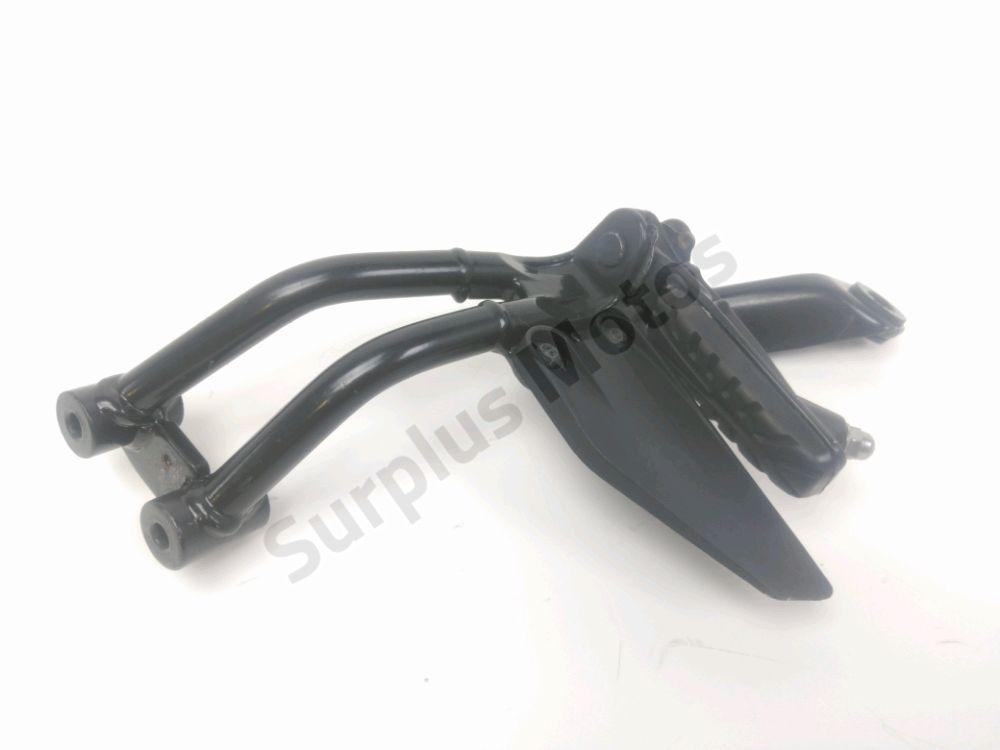 Platine arriere droite complete