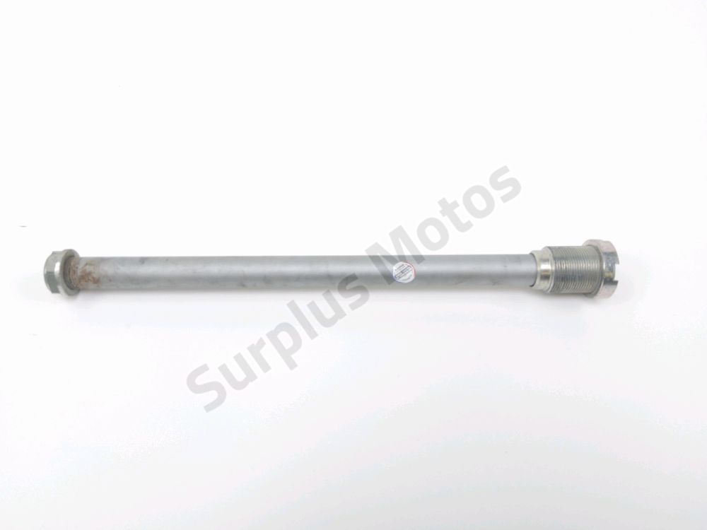 Axe de bras oscillant