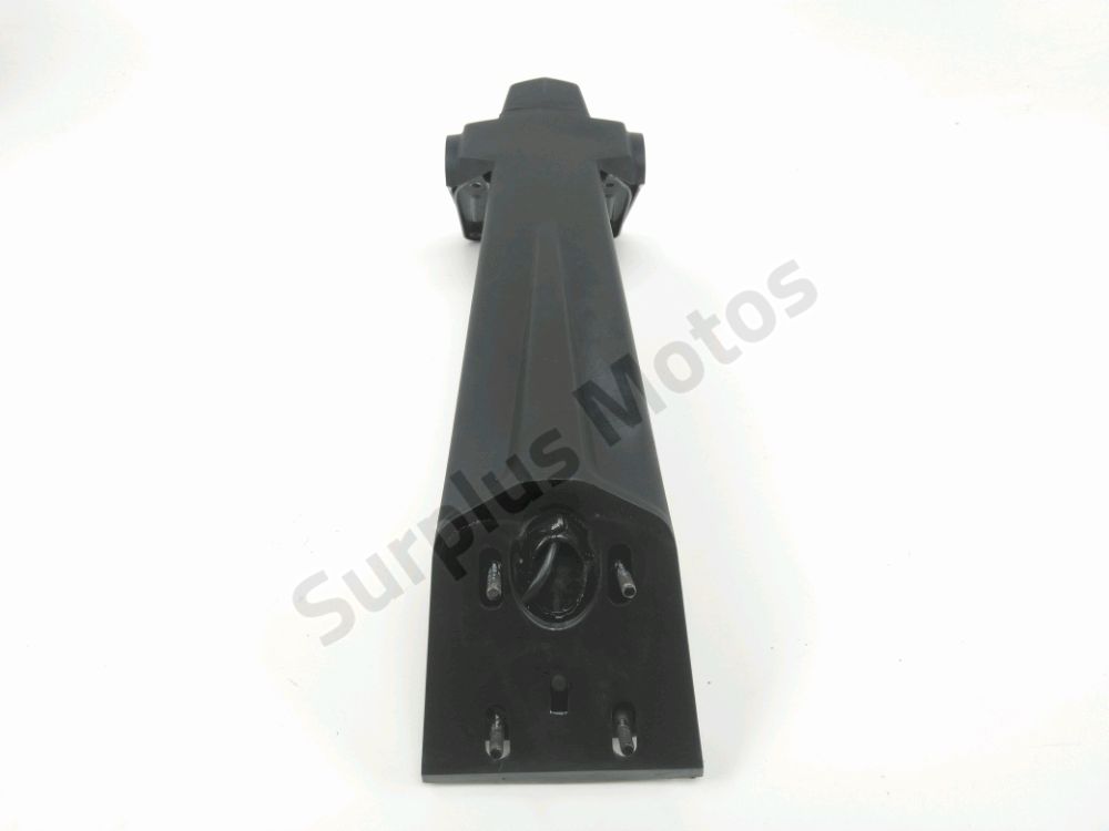 SUPPORT DE PLAQUE ET ECLAIRAGE