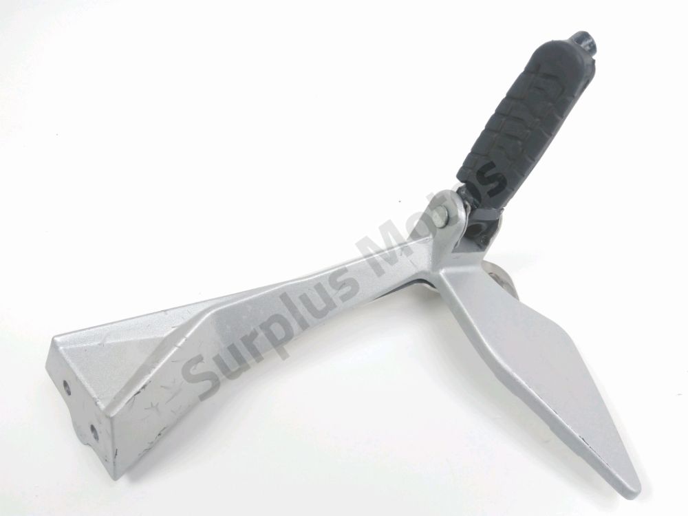 Platine et repose pieds arriere droit