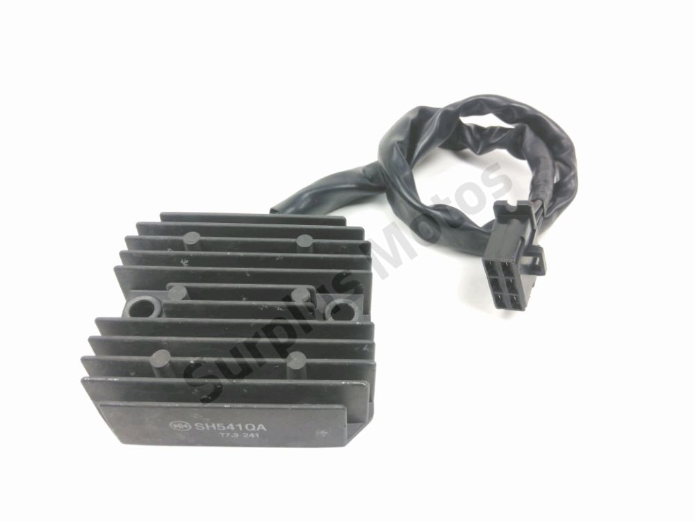 Regulateur de tension