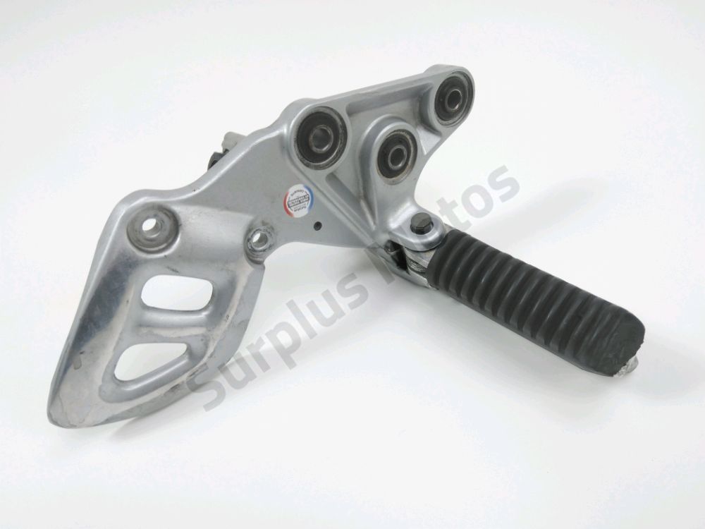 Platine avant gauche complete