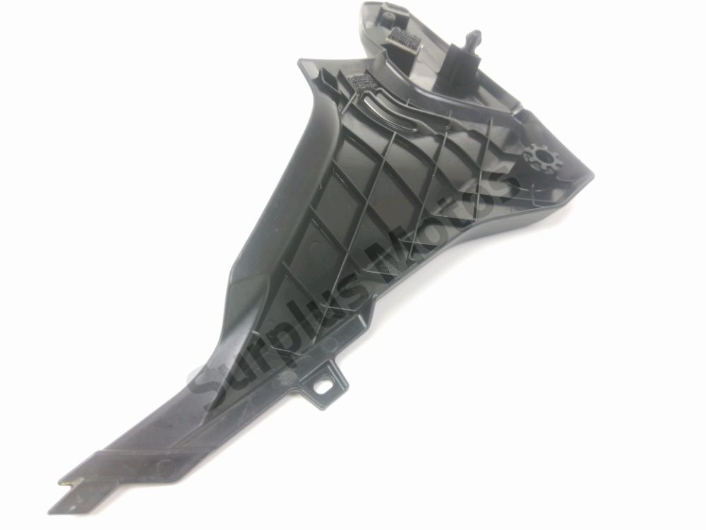 CACHE LATERAL GAUCHE