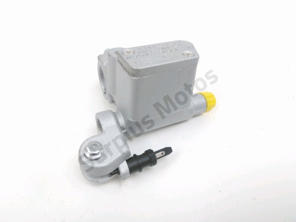 Maitre cylindre frein av complet