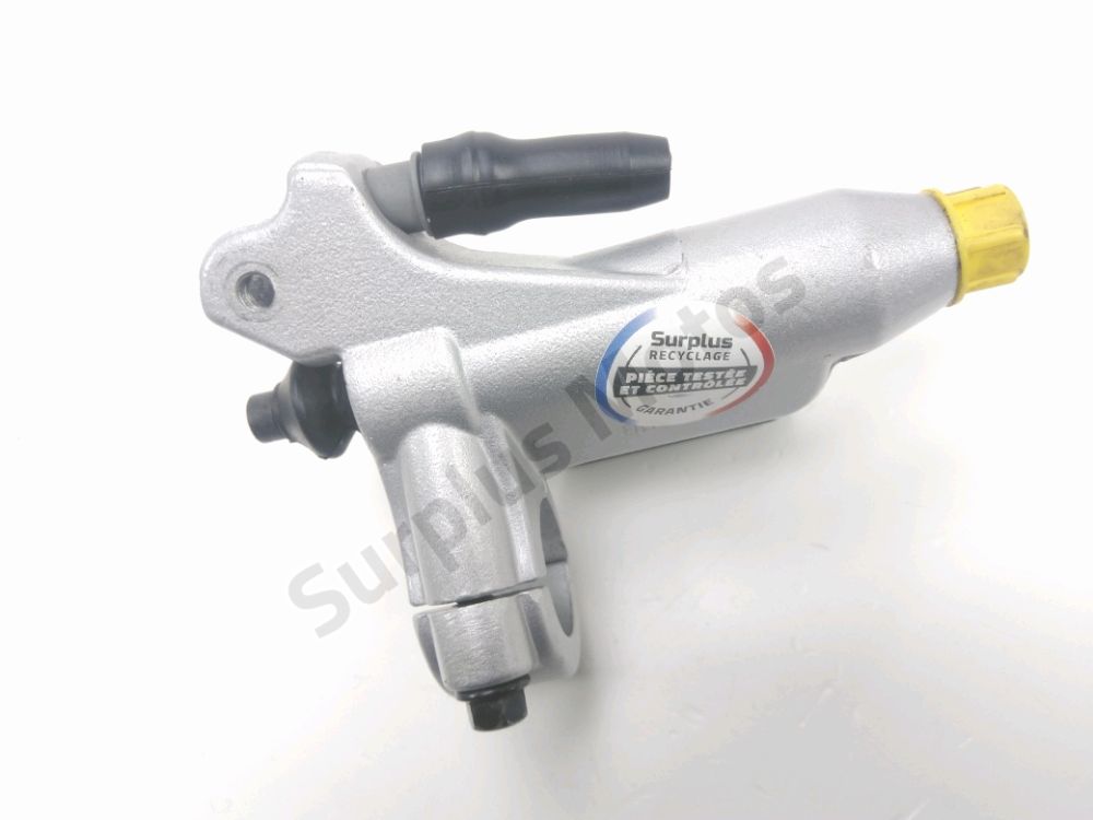 MAITRE CYLINDRE FREIN AV COMPLET