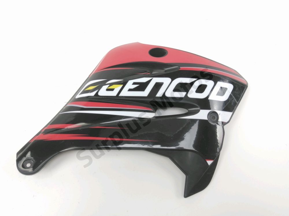 Carenage avant droit