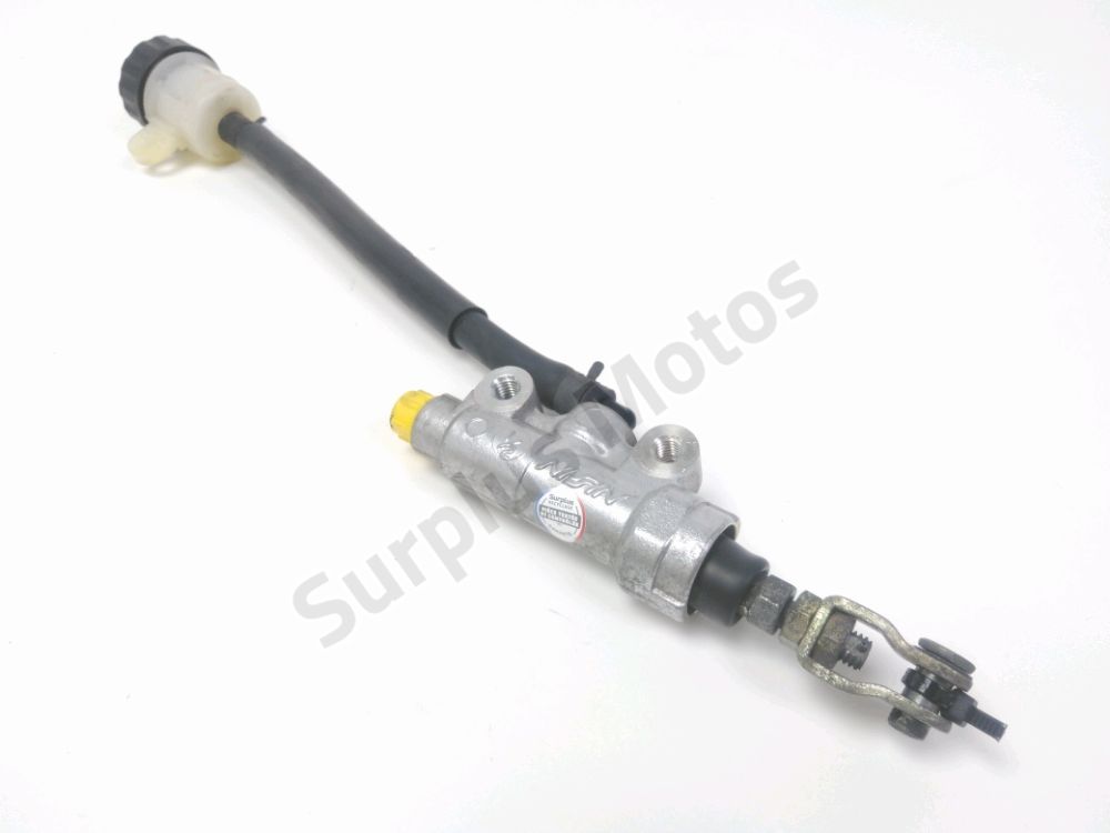 Maitre cylindre frein ar complet