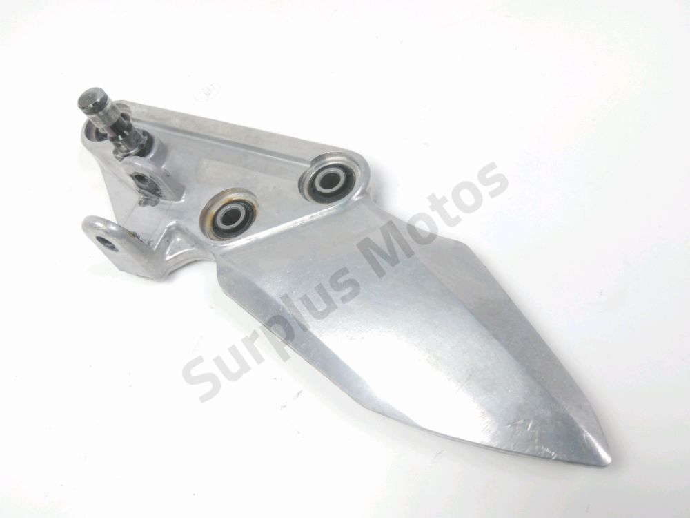 PLATINE AVANT GAUCHE