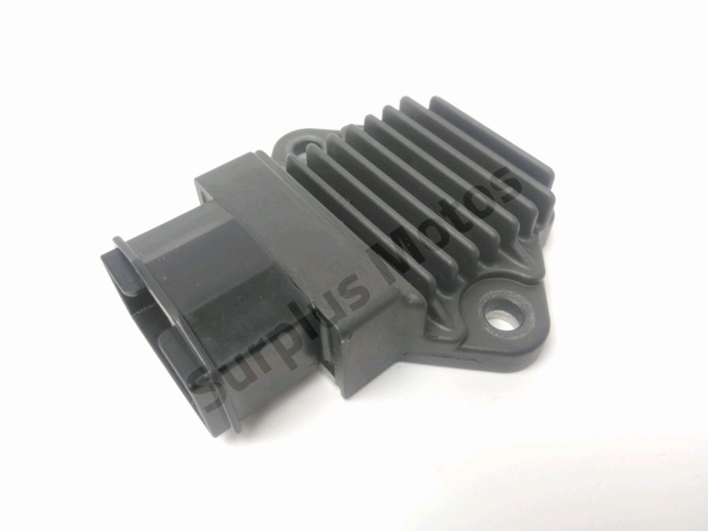 Regulateur de tension