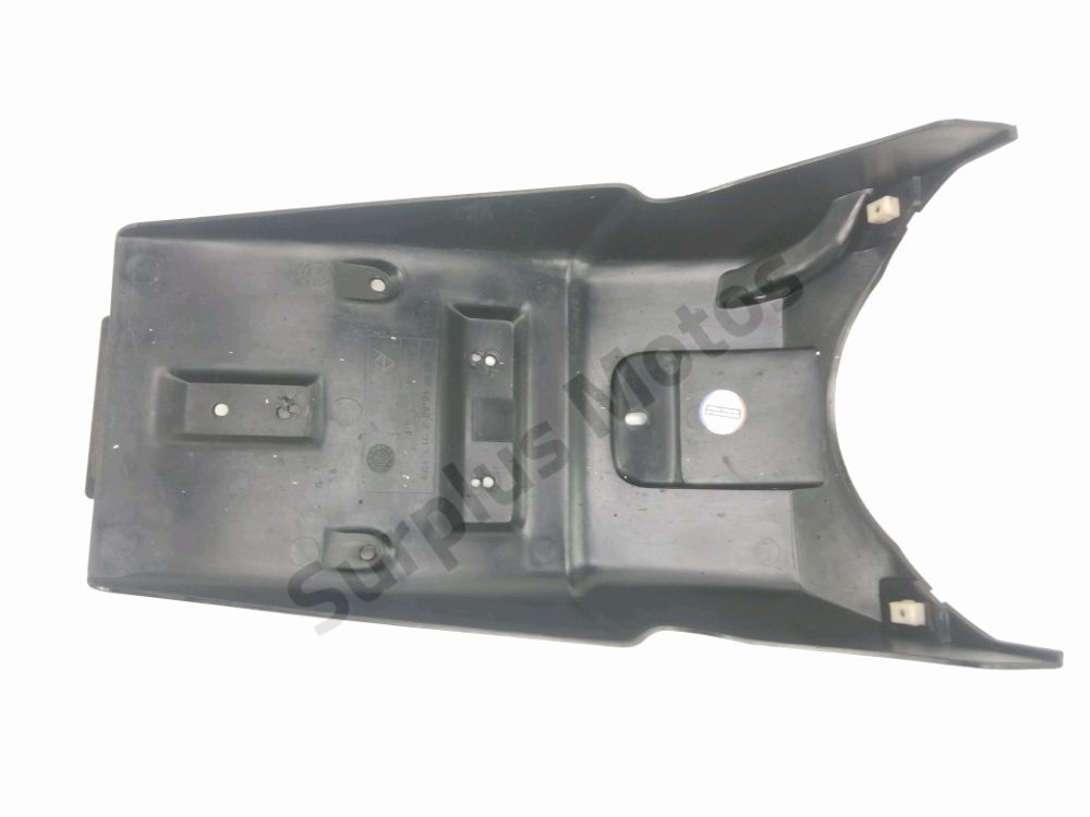 SUPPORT DE PLAQUE ET ECLAIRAGE