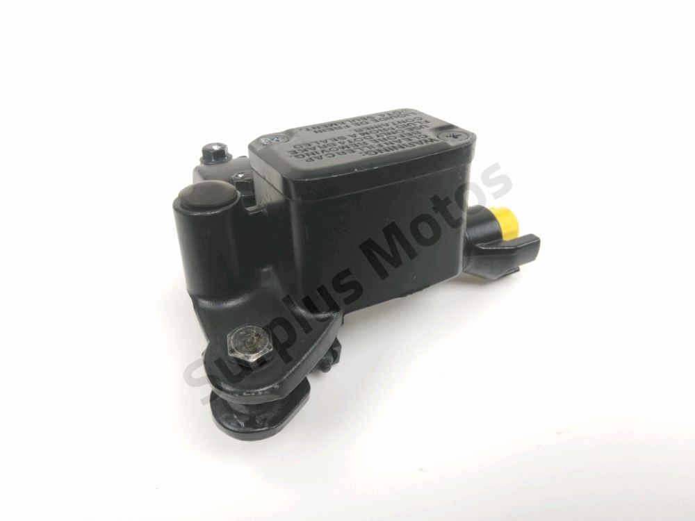 Maitre cylindre frein av complet