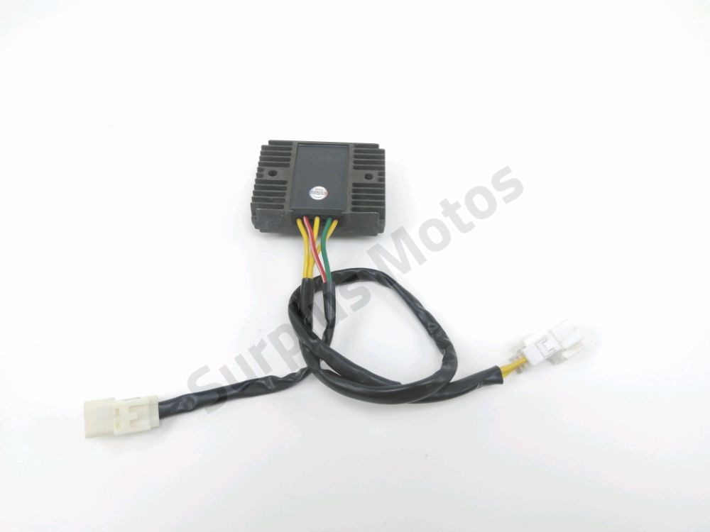 REGULATEUR DE TENSION
