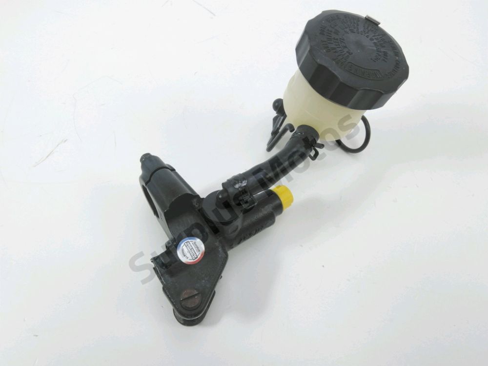 Maitre cylindre frein av complet