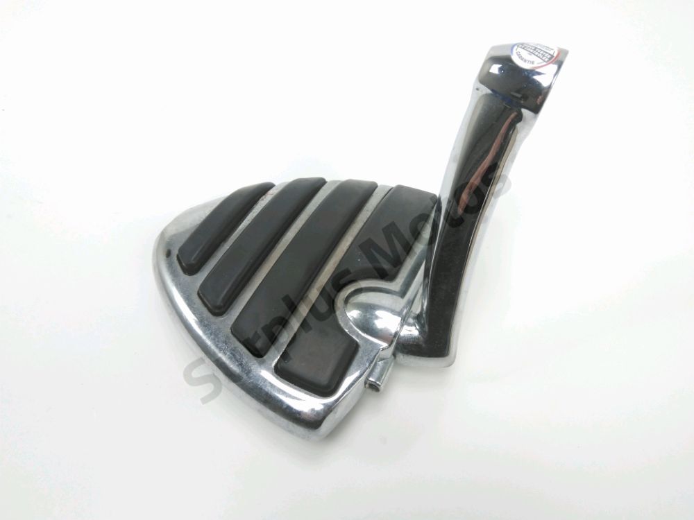 Repose pieds arriere droit