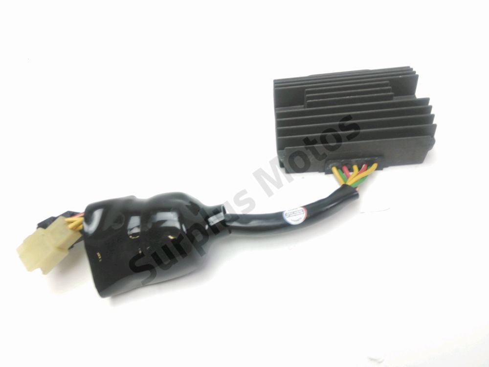 REGULATEUR DE TENSION