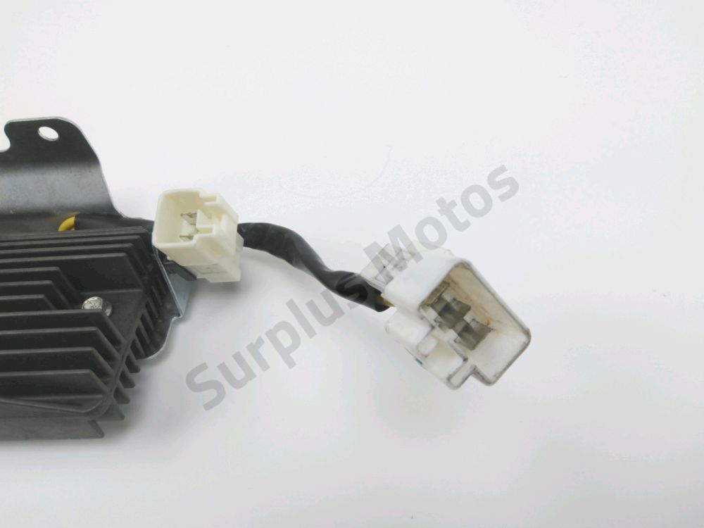 REGULATEUR DE TENSION