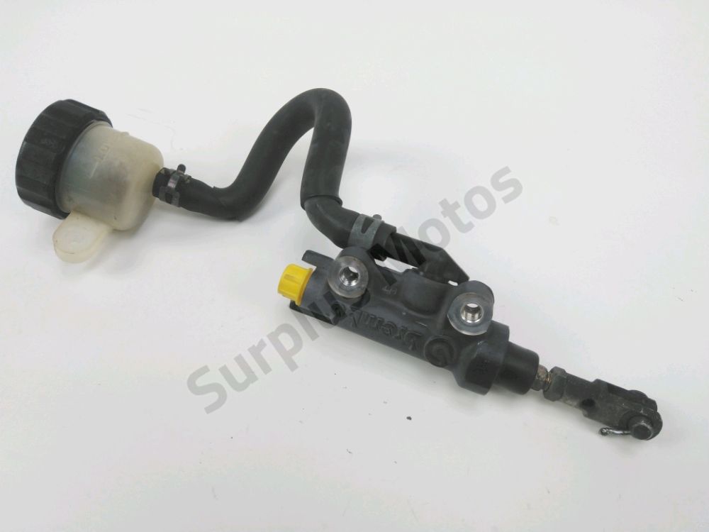 Maitre cylindre frein ar complet