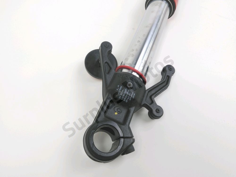 TUBE DE FOURCHE GAUCHE