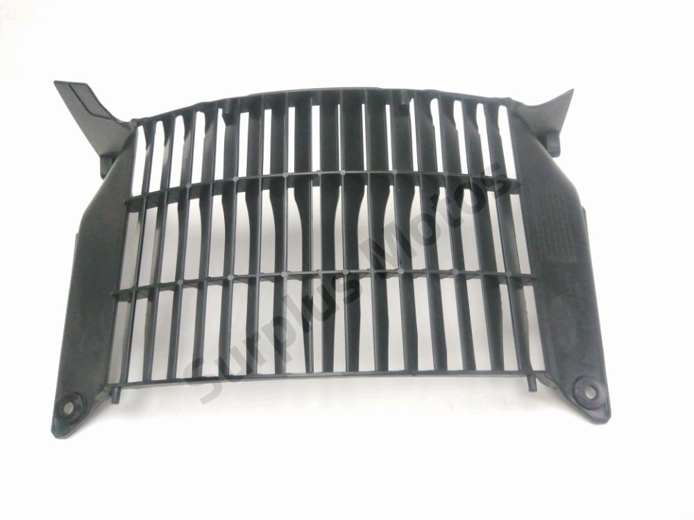GRILLE DE RADIATEUR