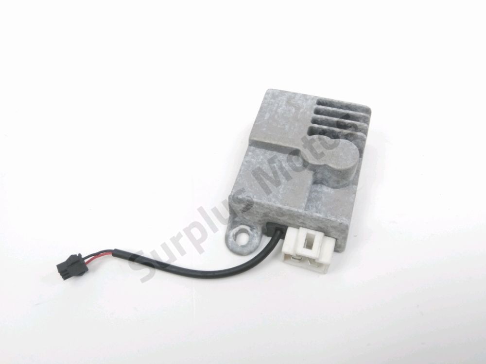 REGULATEUR DE TENSION