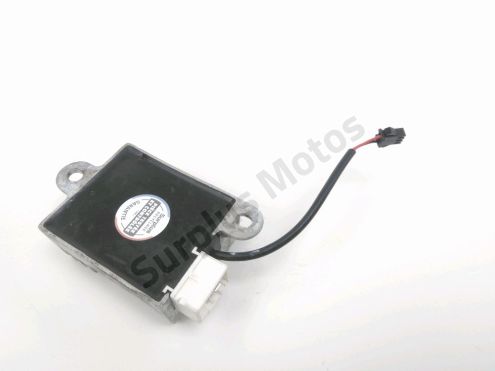 REGULATEUR DE TENSION