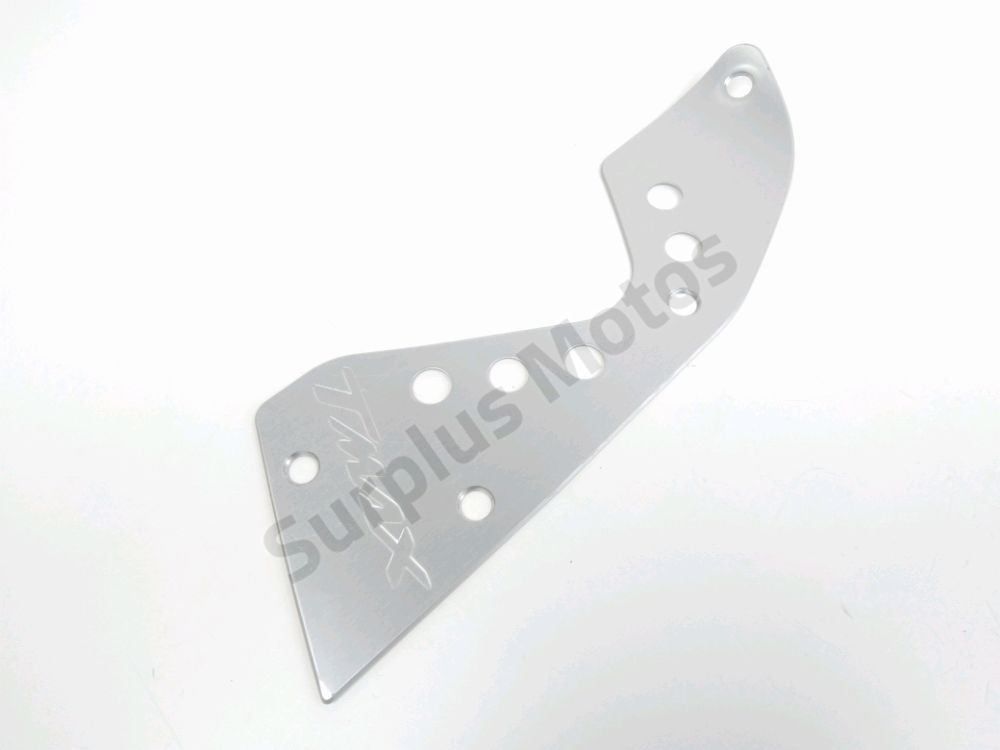 Platine avant droite