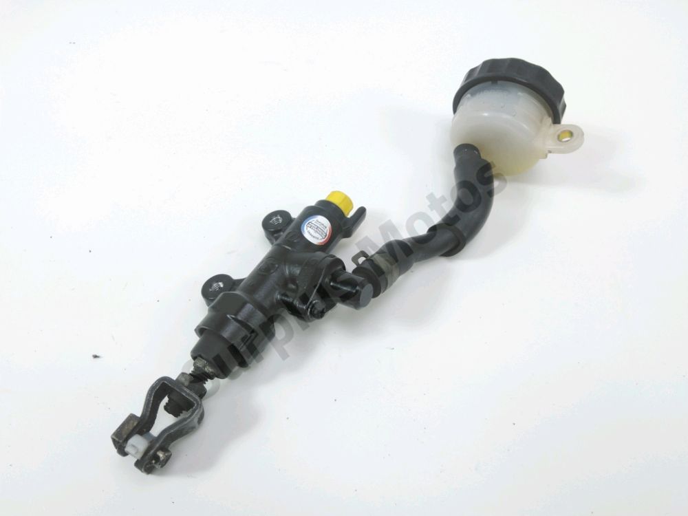 Maitre cylindre frein ar complet