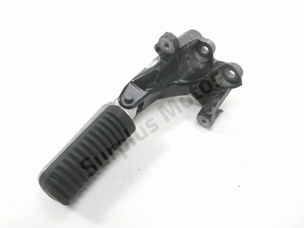 Platine et repose pieds arriere gauche