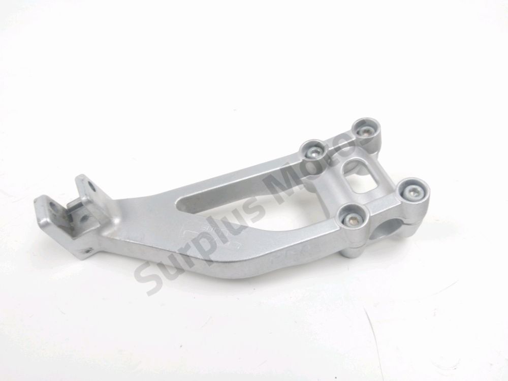 Platine arriere droite complete