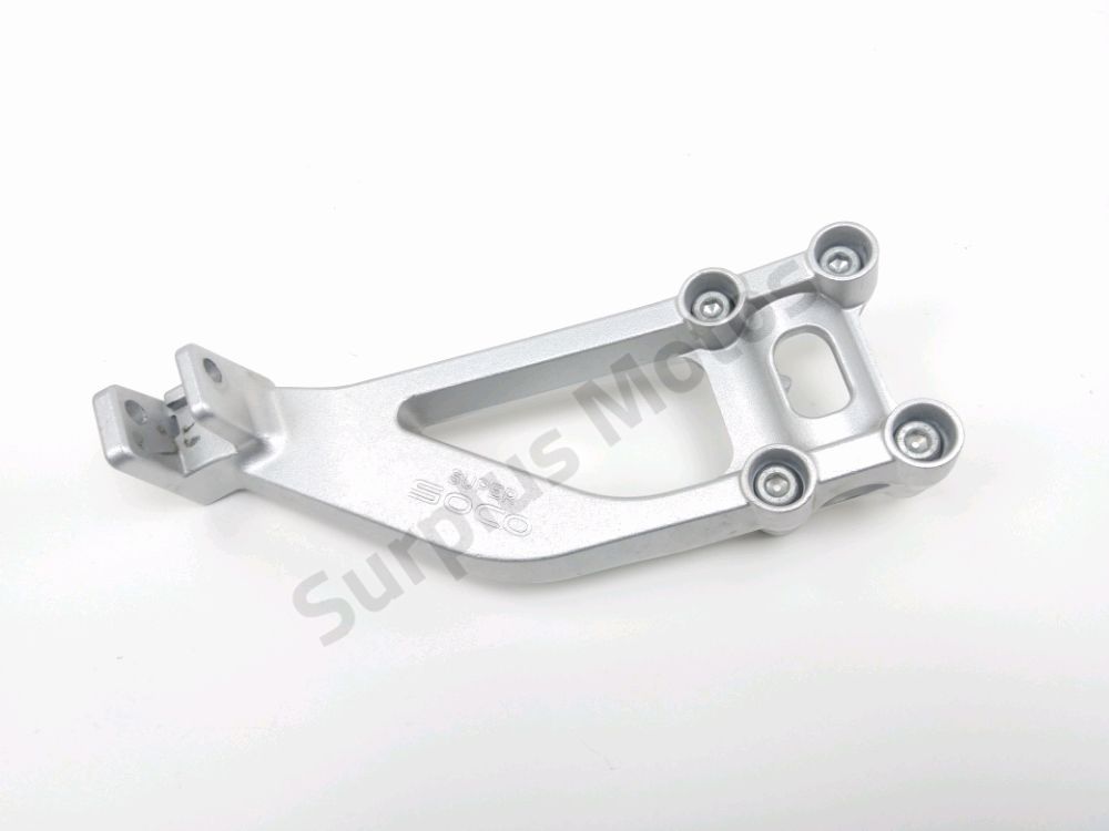 Platine arriere droite complete