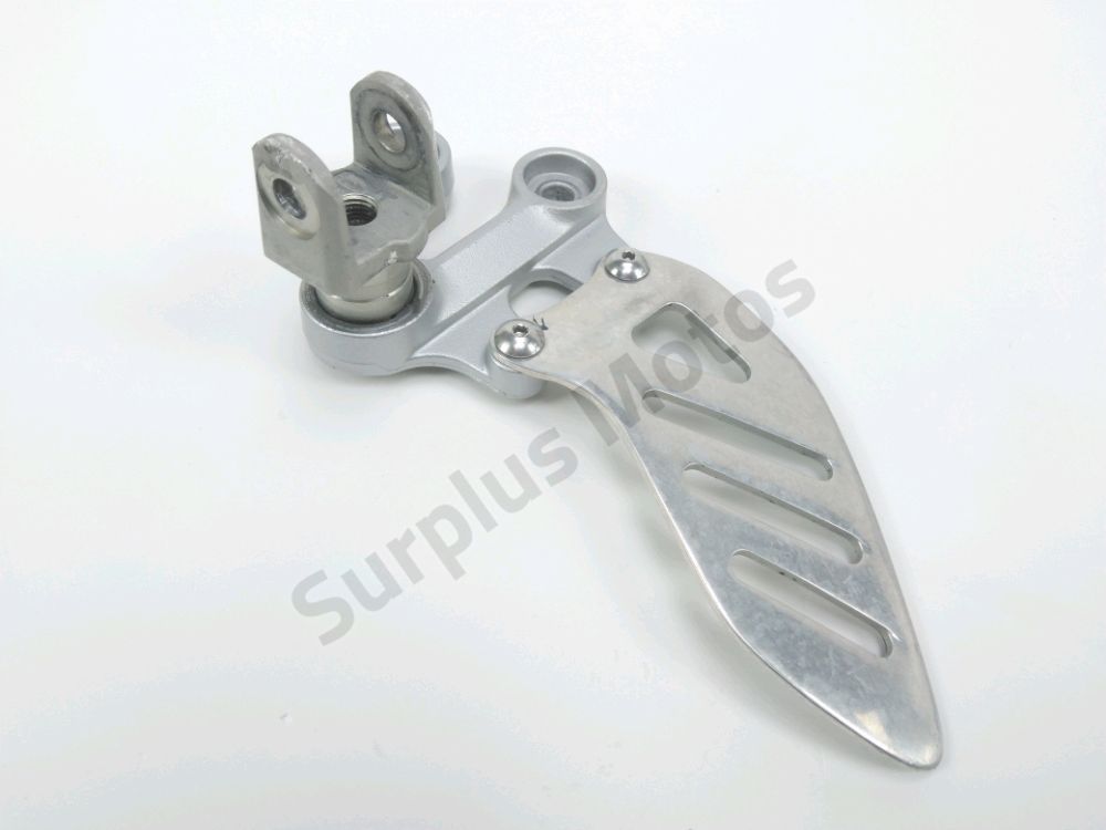 Platine avant gauche complete