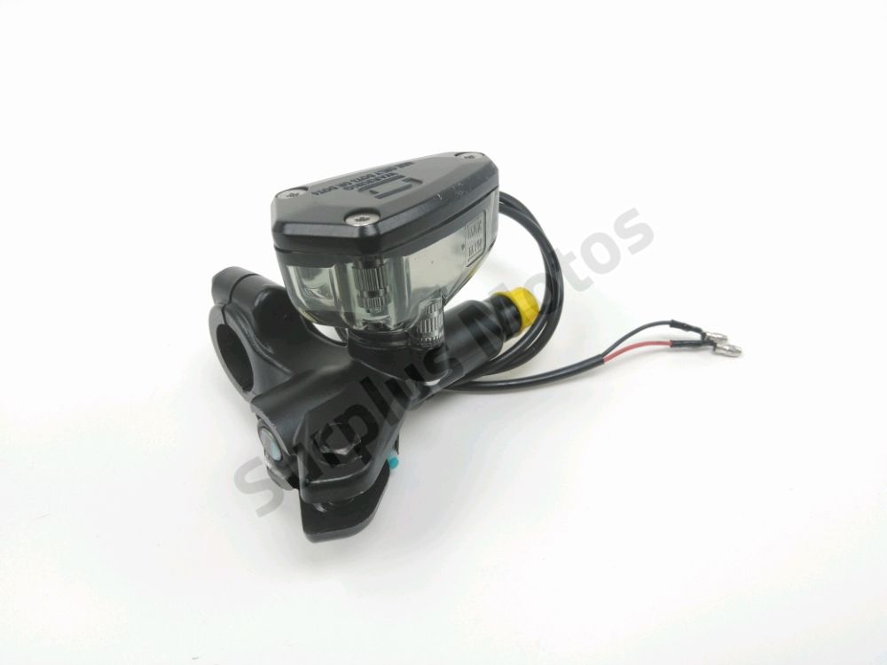 Maitre cylindre frein av complet