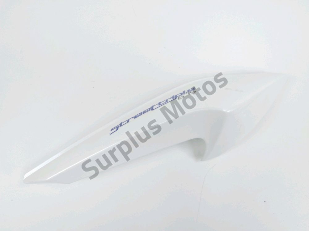 Carenage arriere droit