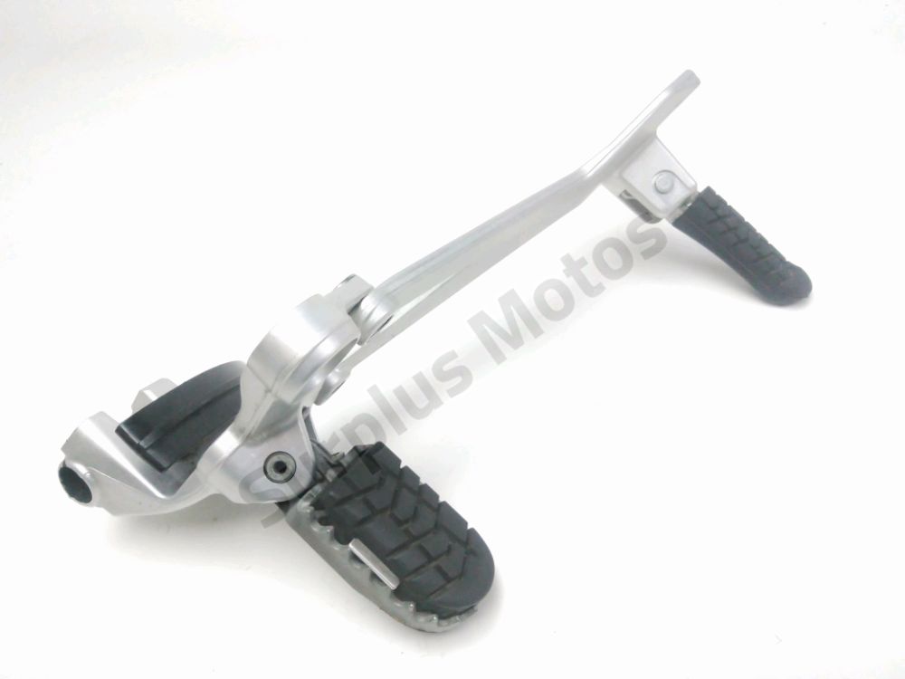 Platine avant gauche complete