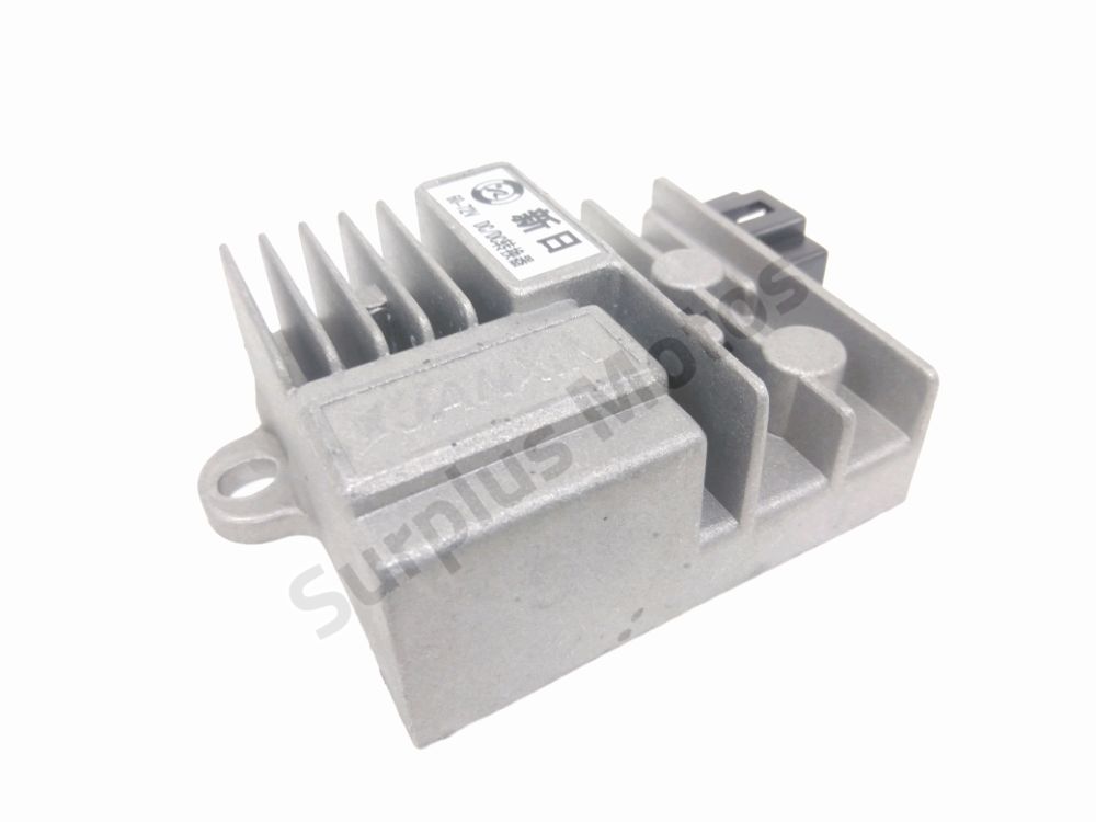 REGULATEUR DE TENSION