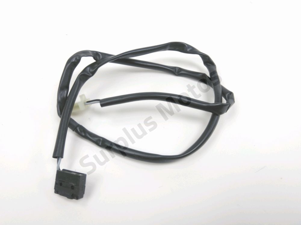 Contacteur de stop avant