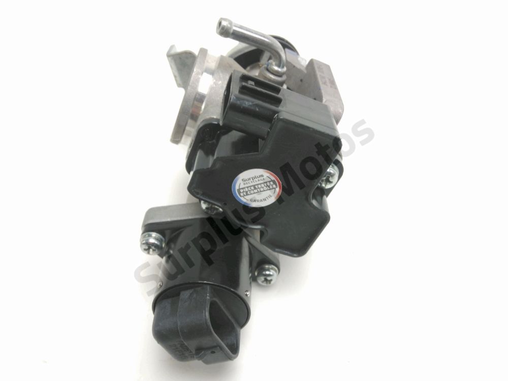 Corps d'injection droit