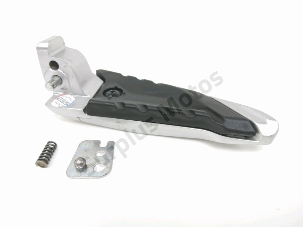 Repose pieds arriere gauche