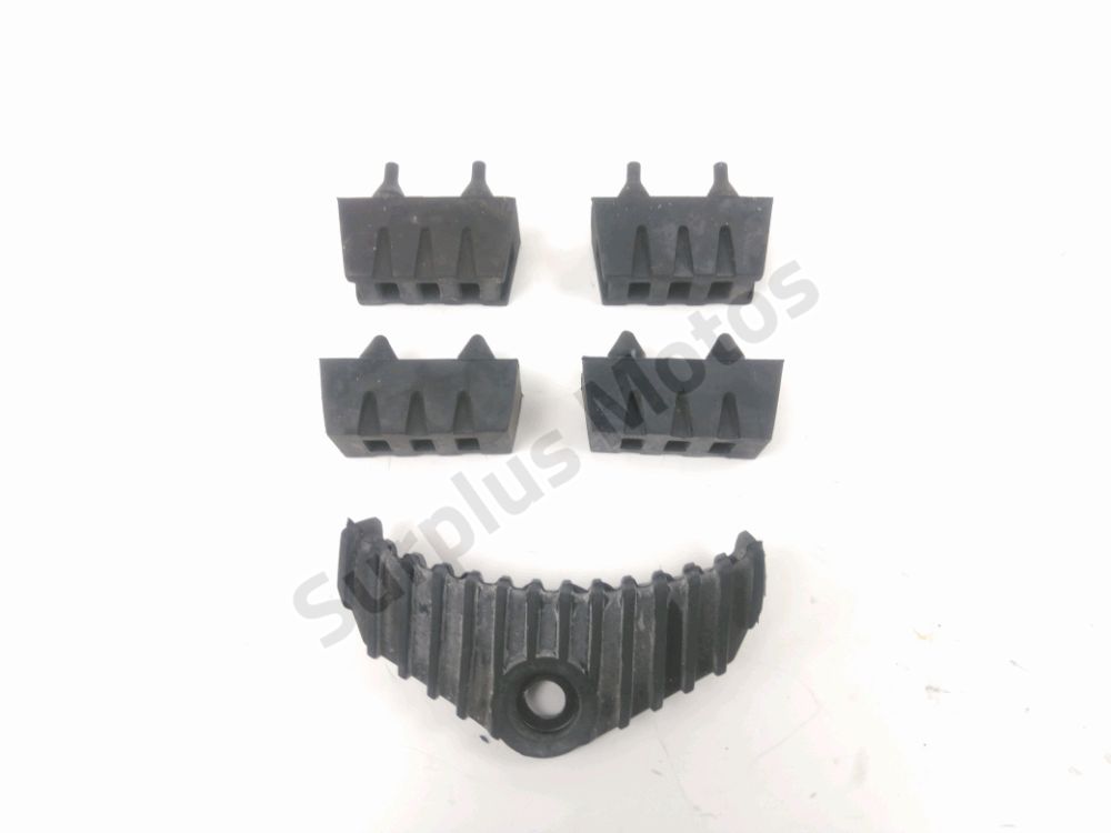 SILENT BLOC DE RESERVOIR