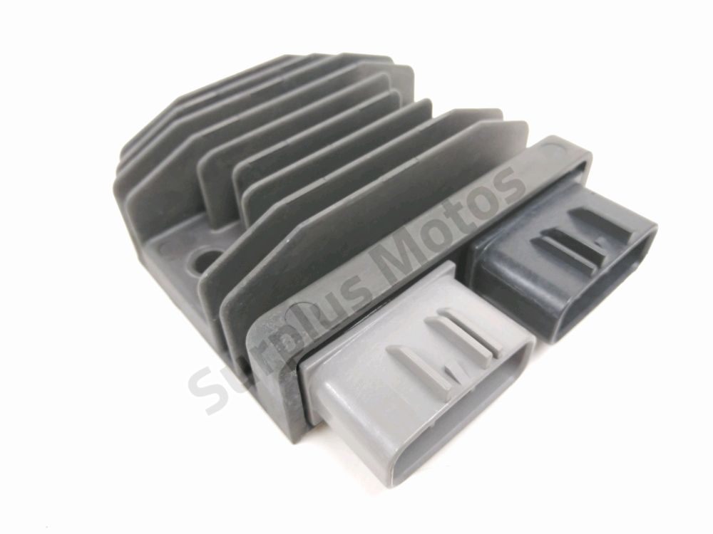 REGULATEUR DE TENSION