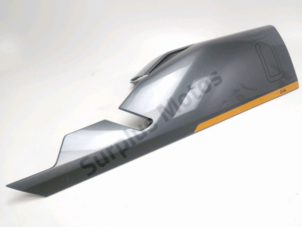 CACHE LATERAL GAUCHE