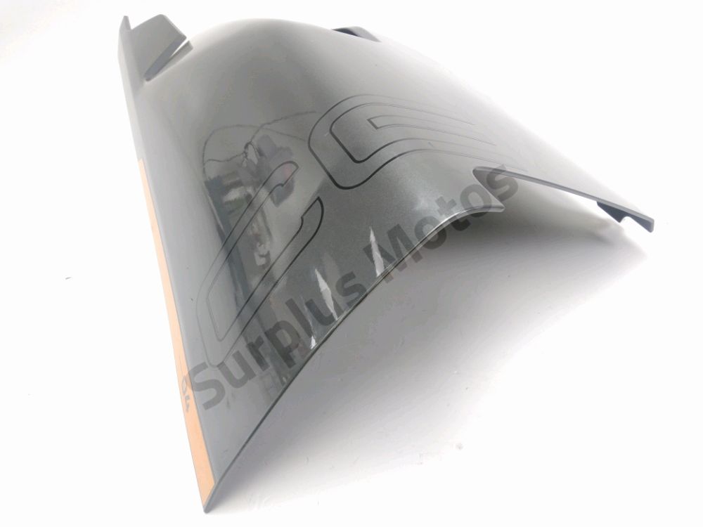 CACHE LATERAL GAUCHE