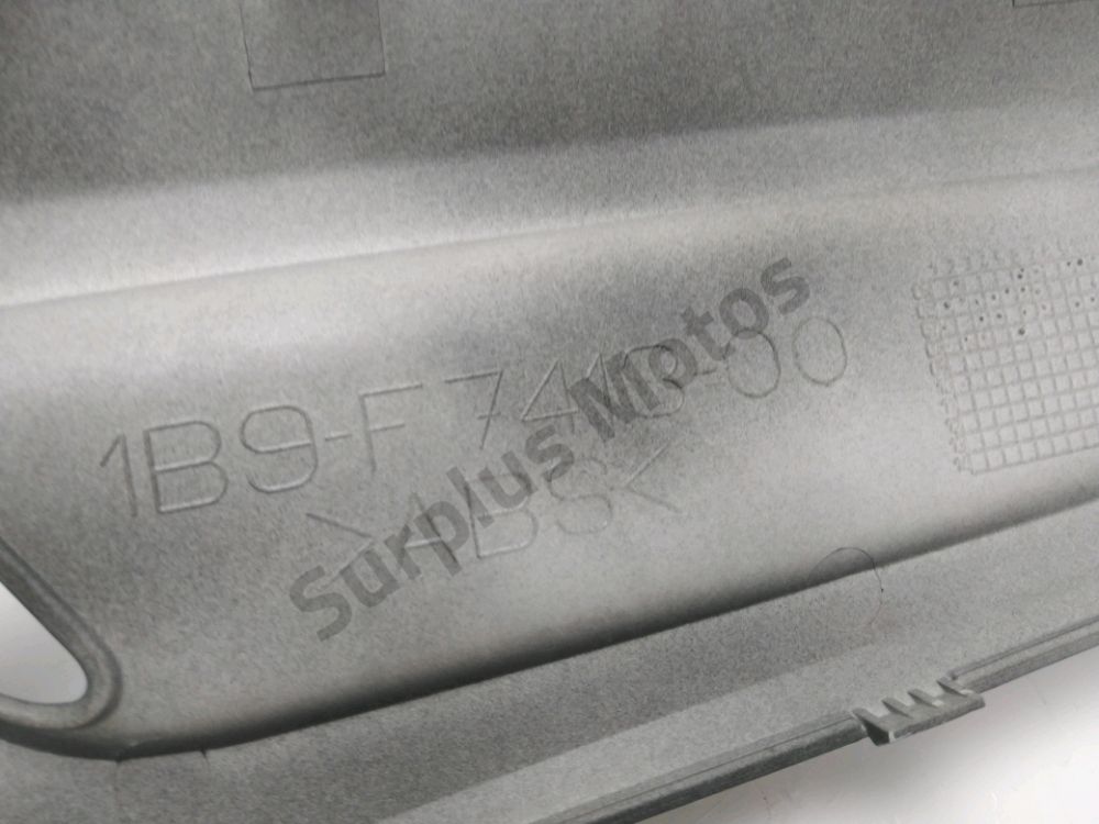 CACHE LATERAL GAUCHE