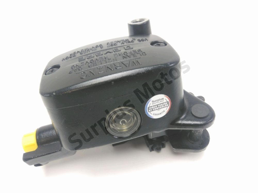 MAITRE CYLINDRE FREIN AR COMPLET