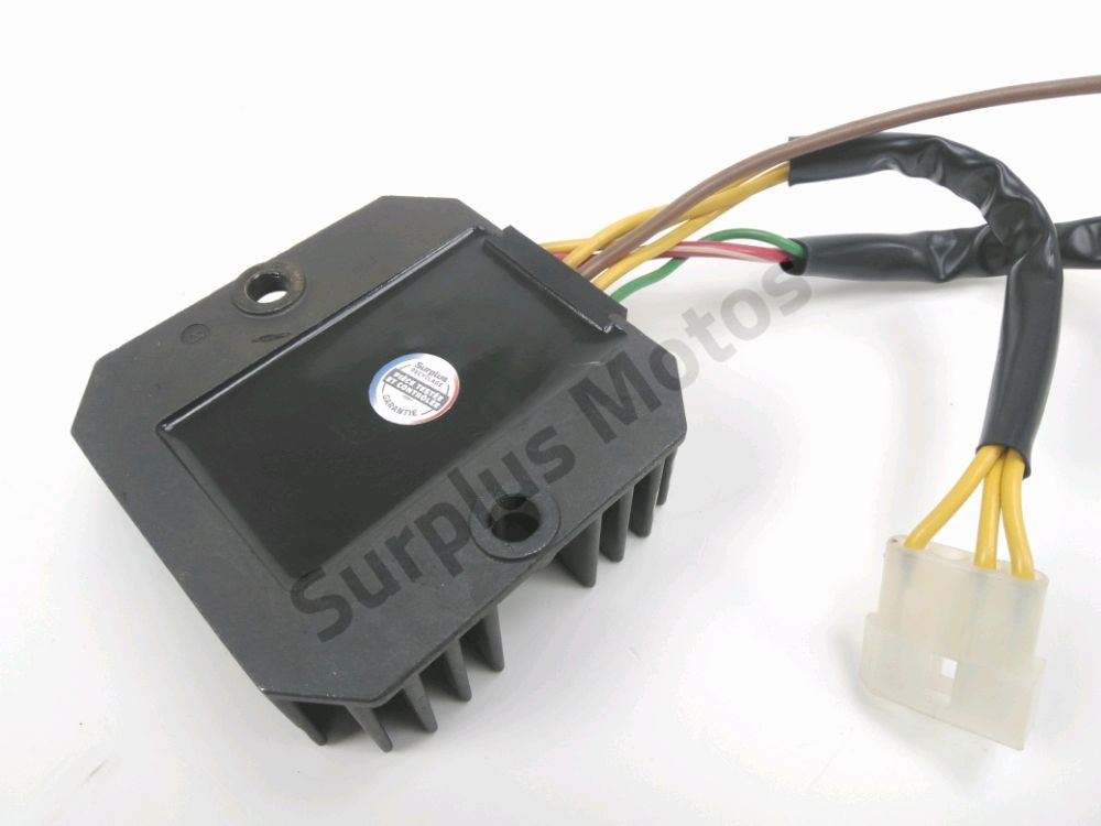 REGULATEUR DE TENSION