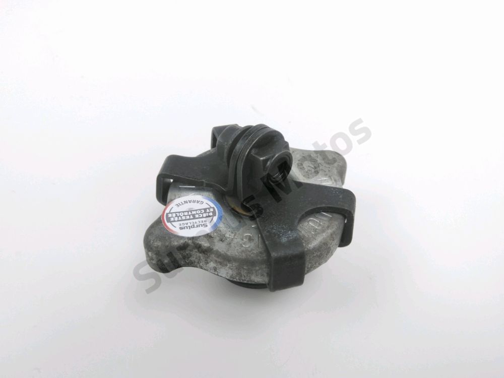 BOUCHON DE RADIATEUR