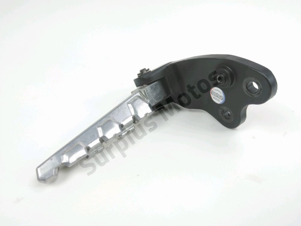 PLATINE ET REPOSE PIEDS ARRIERE DROIT