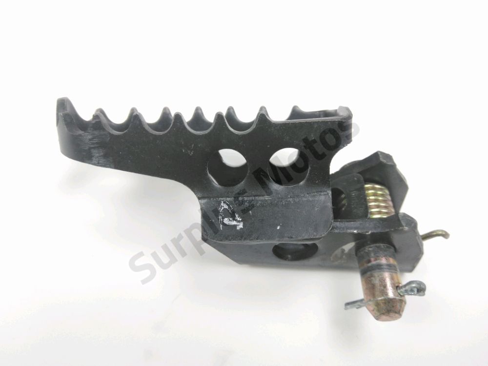 Repose pieds avant gauche