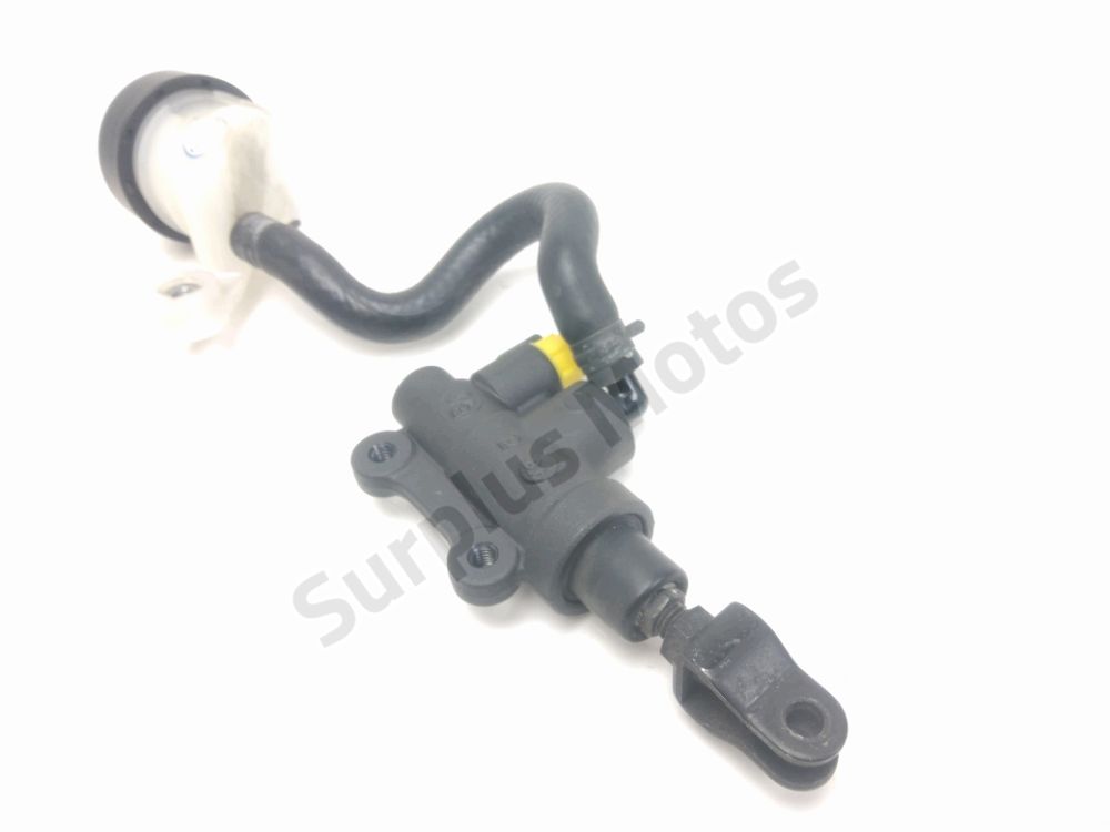 Maitre cylindre frein ar complet